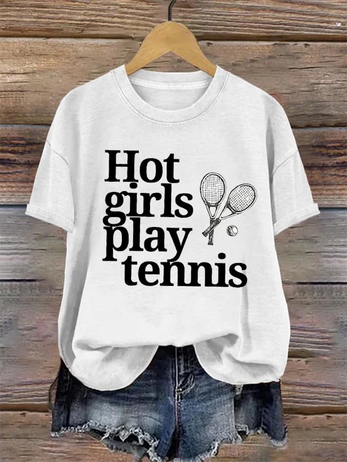 Women's Hot girls play tennis Printed T-Shirt