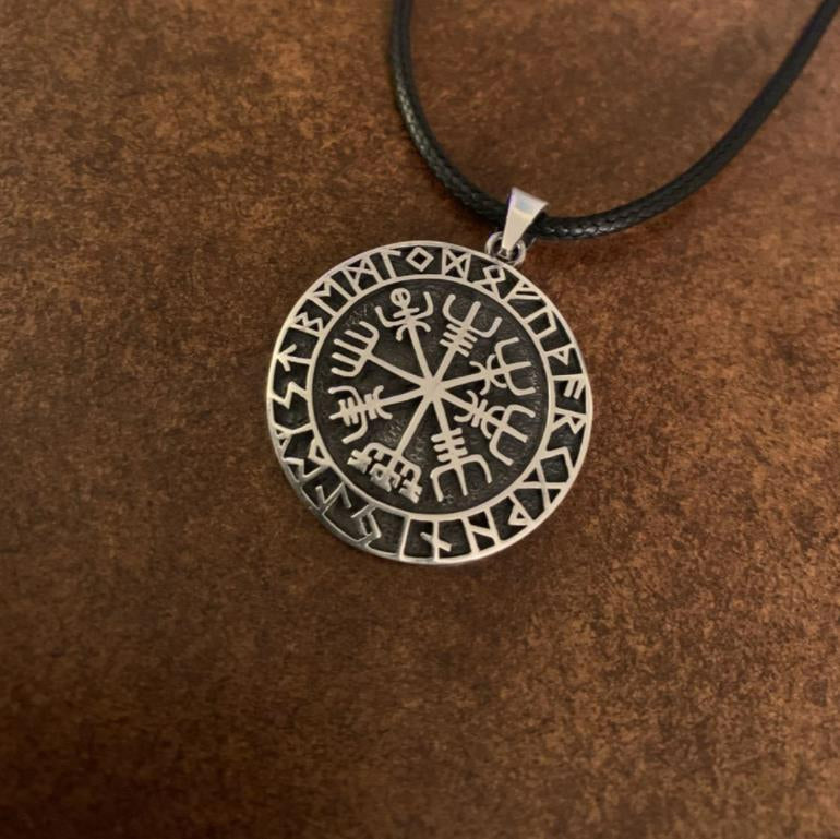 Viking Necklace Compass Metal Pendant Viking Mythology Pirates Men's Accessories