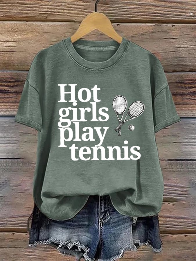 Women's Hot girls play tennis Printed T-Shirt